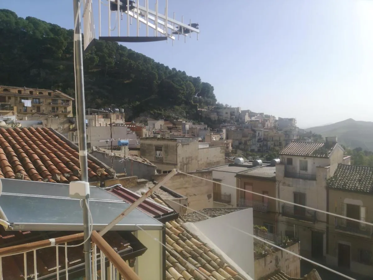 Antico Portale Hotel Regalbuto