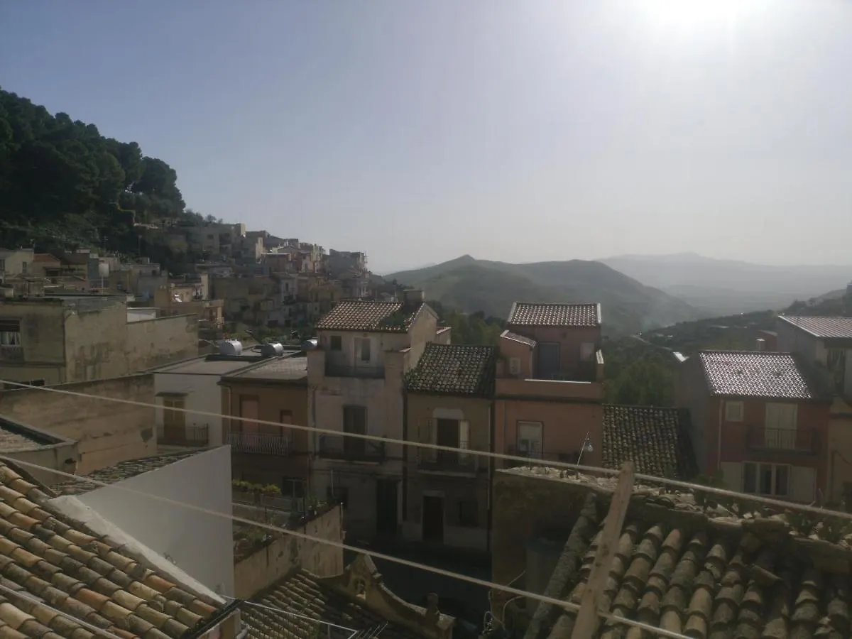 Antico Portale Hotel Regalbuto 0*,
